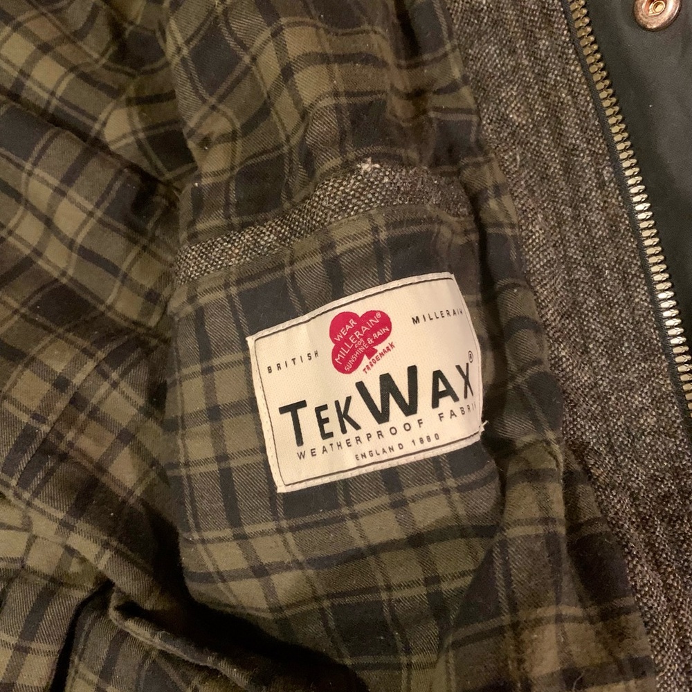 Flint & Tinder Flannel-Lined Waxed Hudson Jacket in Navy